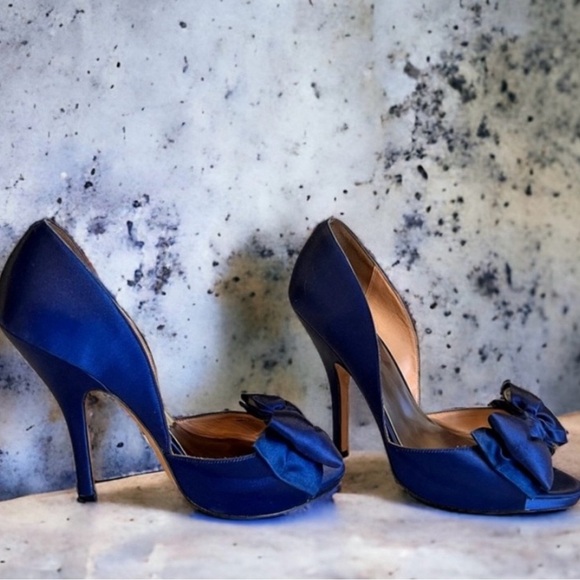 BADGLEY MISCHKA royal blue silk/satin beautiful bow Size 10. - Picture 5 of 17